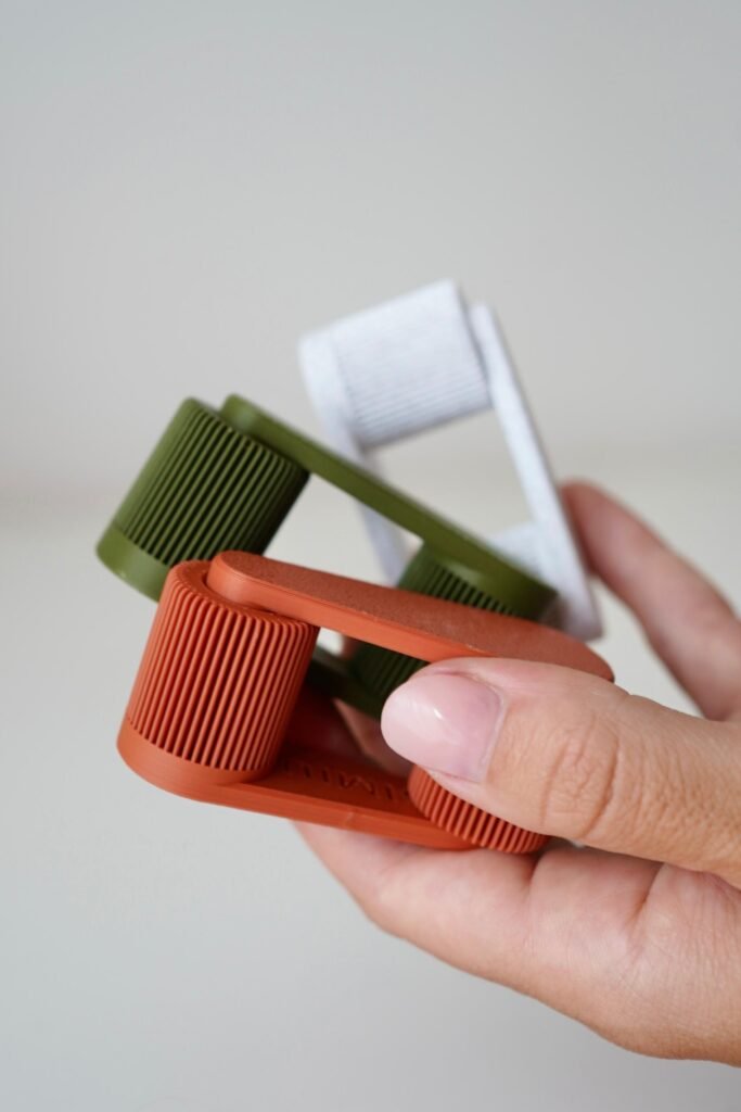 imgi_381_AIRFLIA-laptop-stand-3-683×1024 4